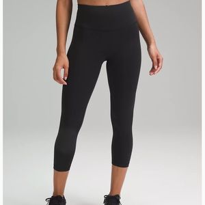 Lululemon High Rise Crop Leggings - 23”.